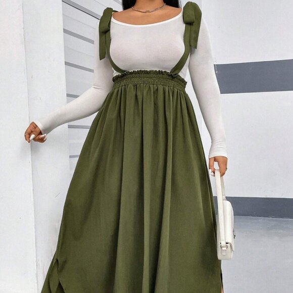 Dresses & Skirts - Green Long Overalls Dress - Size XL